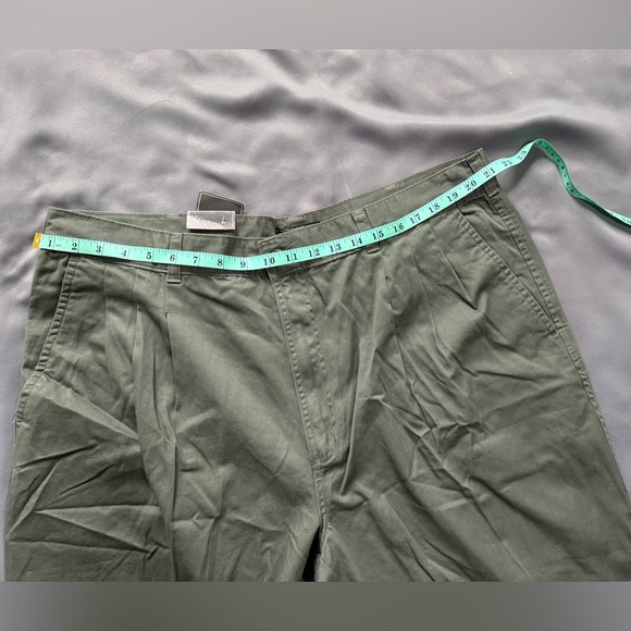 Haggar Men's Comfort Fit Khakis - Gray - Picture 9 of 10